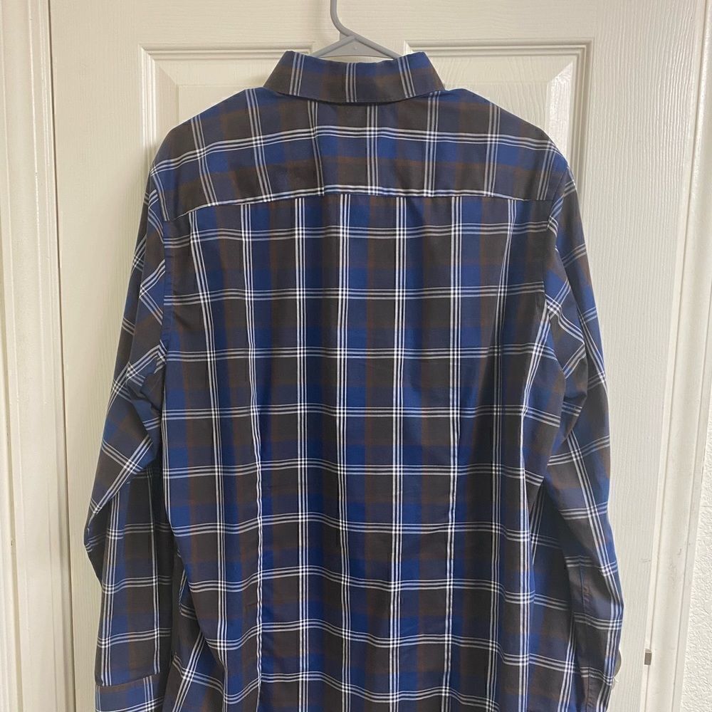 💼Men’s Button Down, Venti Edition, Large Check, Like New - Picture 3 of 5